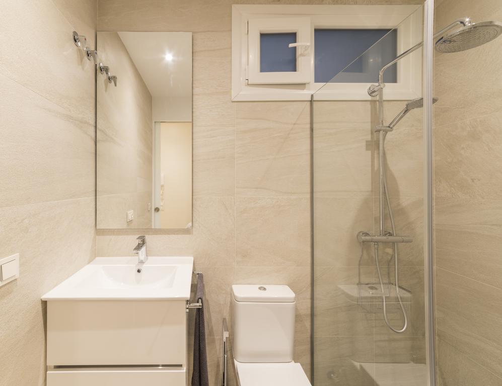 Apartamentos Bellas Artes 圣塞瓦斯蒂安 外观 照片